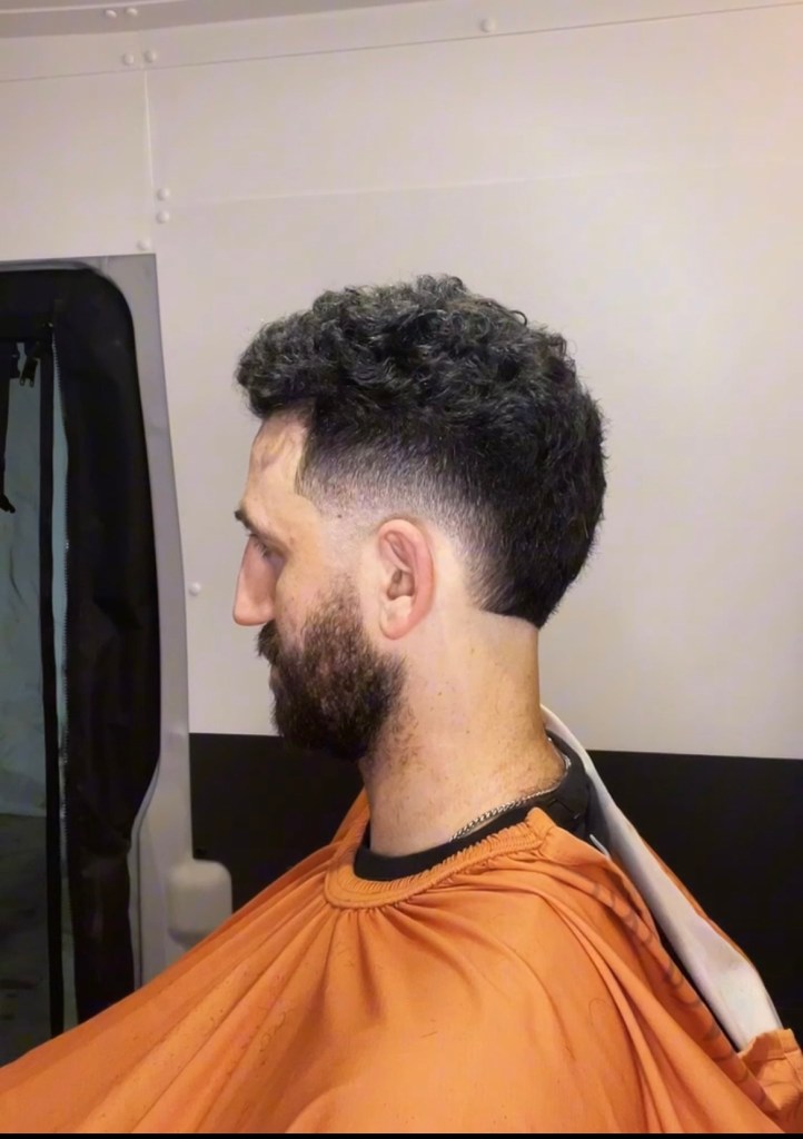 Road Runner barber at work